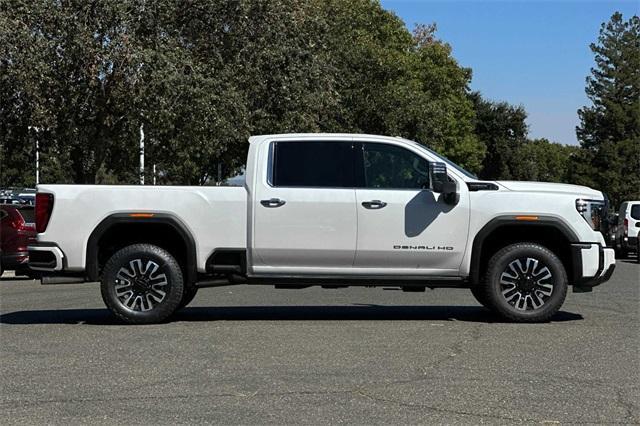 2024 GMC Sierra 2500 HD Vehicle Photo in ELK GROVE, CA 95757-8703