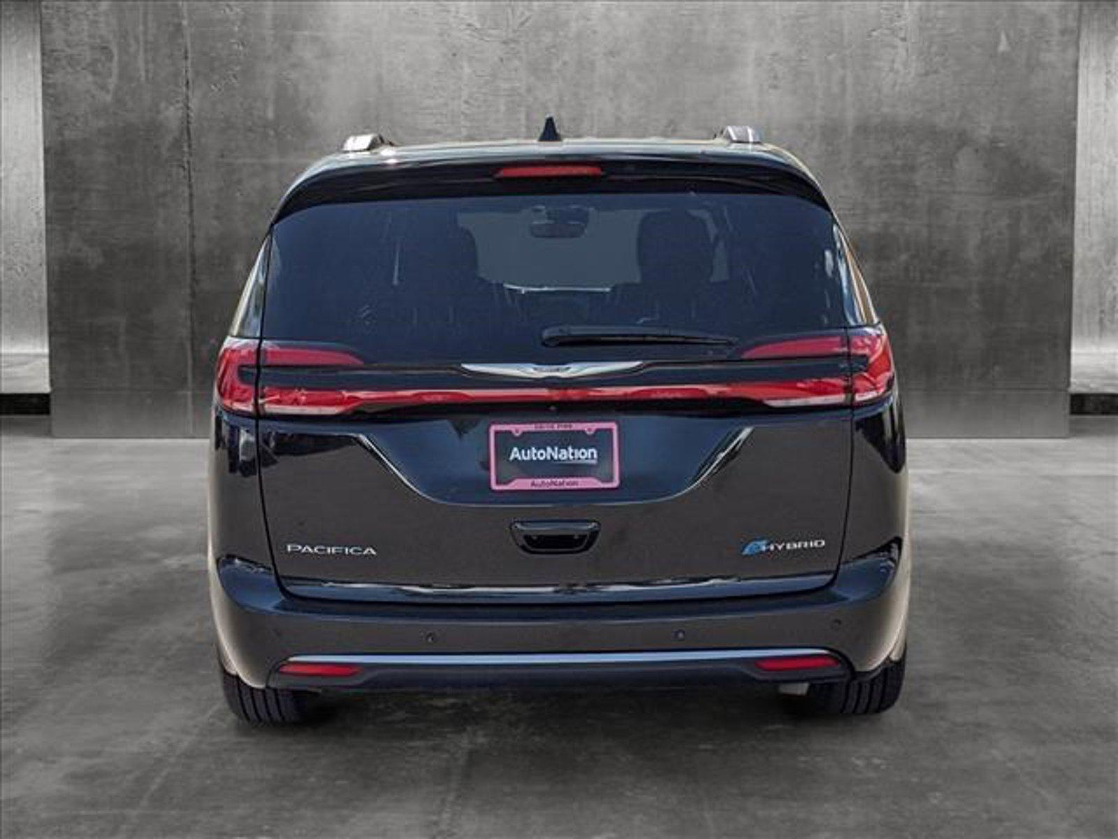 2022 Chrysler Pacifica Vehicle Photo in Ft. Myers, FL 33907