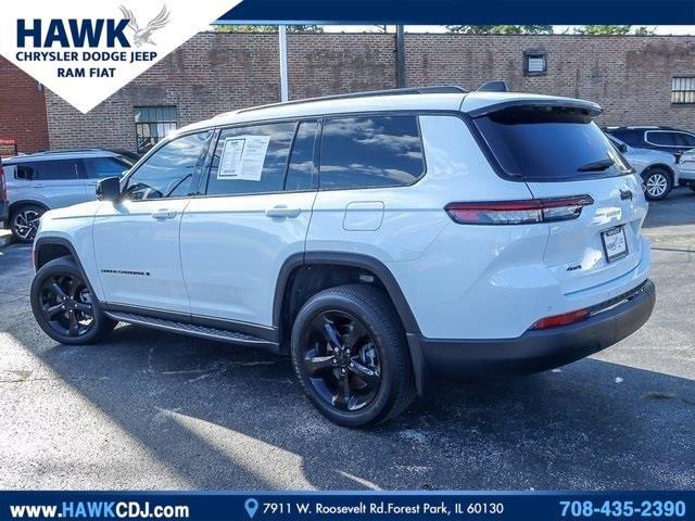 2023 Jeep Grand Cherokee L Vehicle Photo in Saint Charles, IL 60174