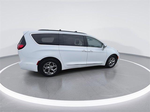 2022 Chrysler Pacifica Vehicle Photo in BOWLING GREEN, KY 42104-4102