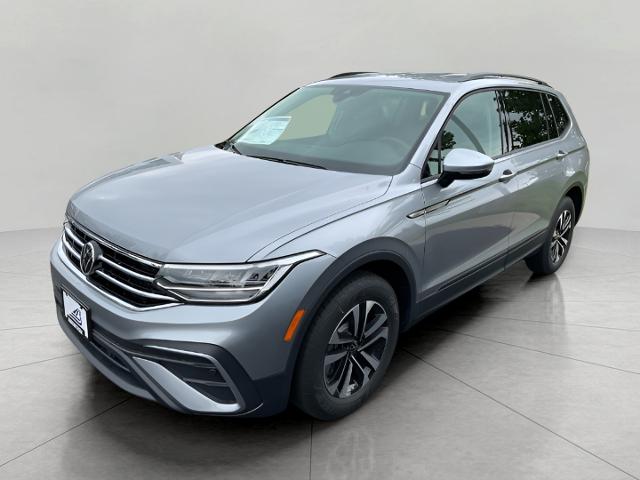 2024 Volkswagen Tiguan Vehicle Photo in Oshkosh, WI 54904