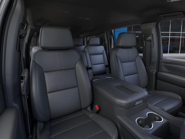 2024 Chevrolet Suburban Vehicle Photo in GREENACRES, FL 33463-3207