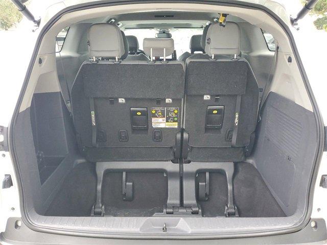 2024 Toyota Sienna Vehicle Photo in SUNRISE, FL 33323-3202