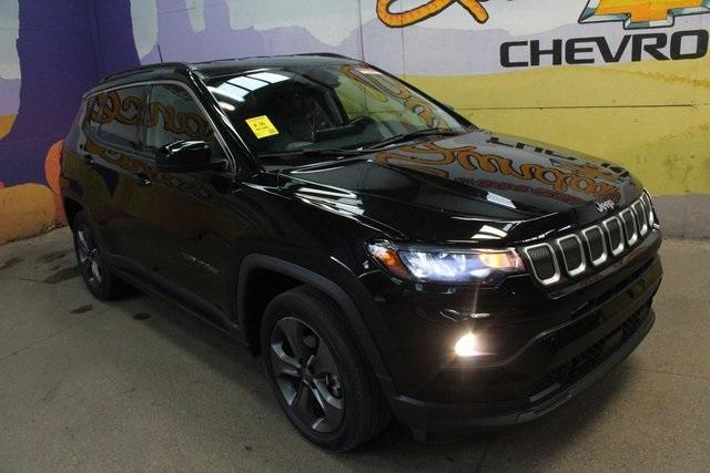 2022 Jeep Compass Vehicle Photo in GRAND LEDGE, MI 48837-9199