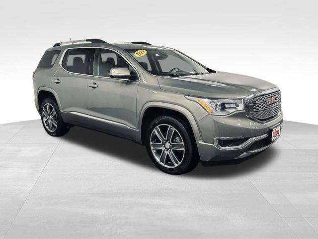 2019 GMC Acadia Vehicle Photo in MEDINA, OH 44256-9631