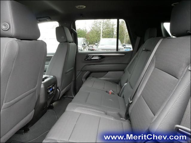 2025 Chevrolet Tahoe Vehicle Photo in MAPLEWOOD, MN 55119-4794