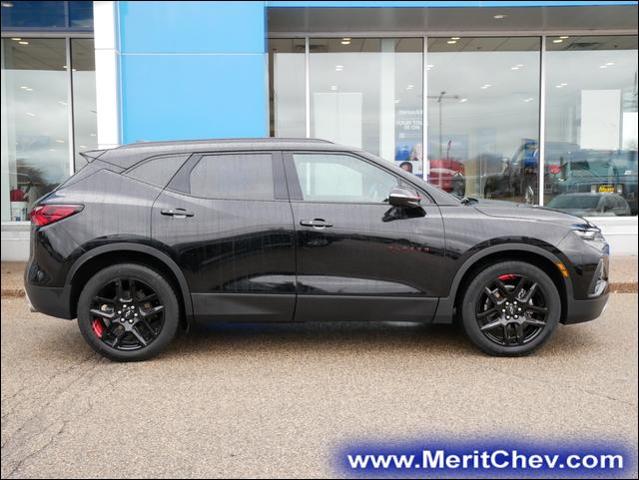 2021 Chevrolet Blazer Vehicle Photo in MAPLEWOOD, MN 55119-4794