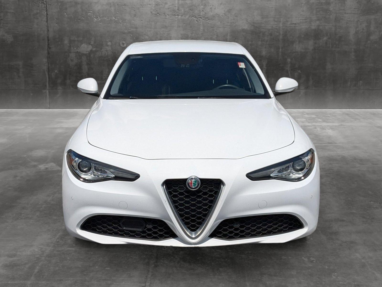 2019 Alfa Romeo Giulia Vehicle Photo in Miami, FL 33015