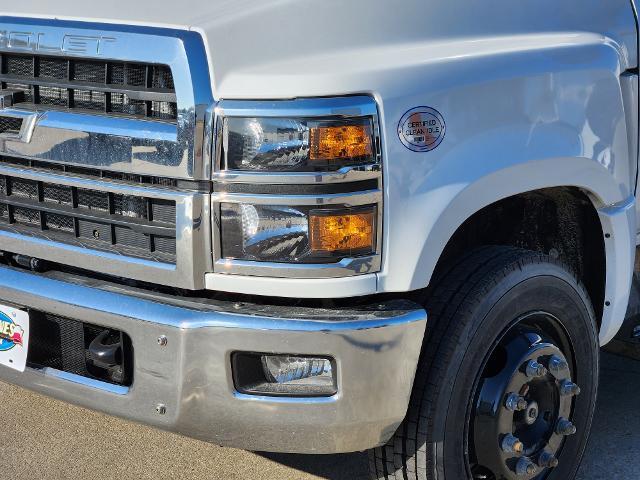 2024 Chevrolet Silverado Chassis Cab Vehicle Photo in LEWISVILLE, TX 75067