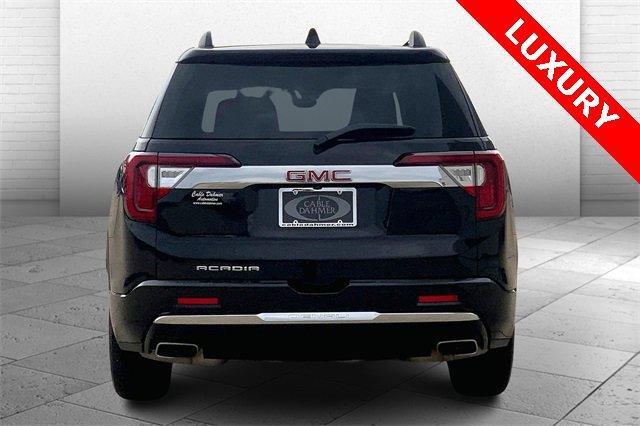 2023 GMC Acadia Vehicle Photo in TOPEKA, KS 66609-0000