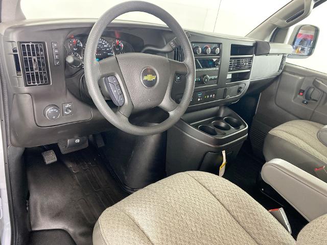 2024 Chevrolet Express Passenger 3500 Vehicle Photo in ALLIANCE, OH 44601-4622