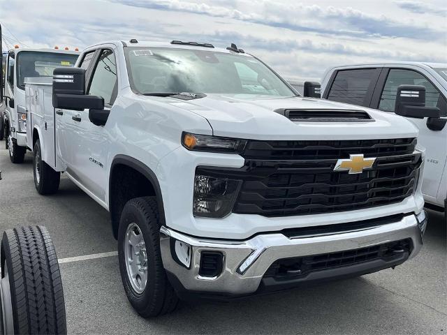 2024 Chevrolet Silverado 2500 HD Vehicle Photo in ALCOA, TN 37701-3235