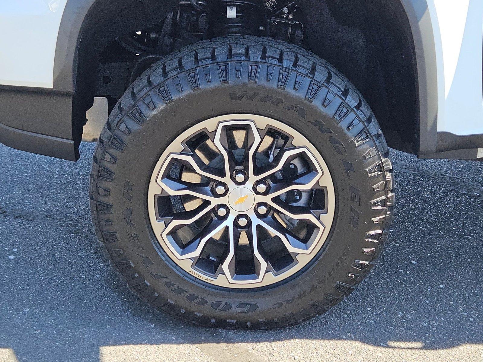 2022 Chevrolet Colorado Vehicle Photo in MESA, AZ 85206-4395