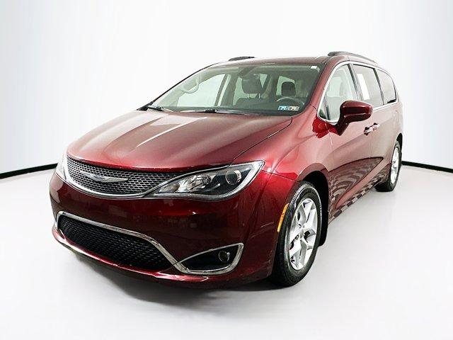 2018 Chrysler Pacifica Vehicle Photo in Doylsetown, PA 18901