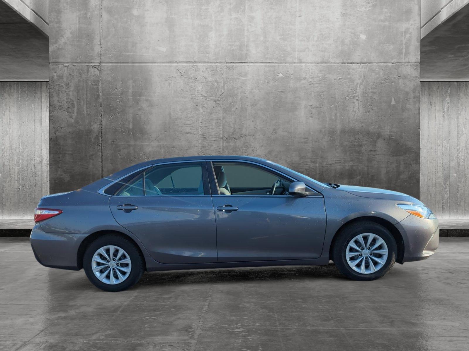 2015 Toyota Camry Vehicle Photo in Memphis, TN 38128