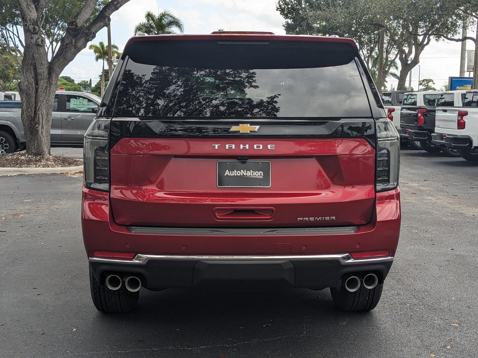 2025 Chevrolet Tahoe Vehicle Photo in GREENACRES, FL 33463-3207