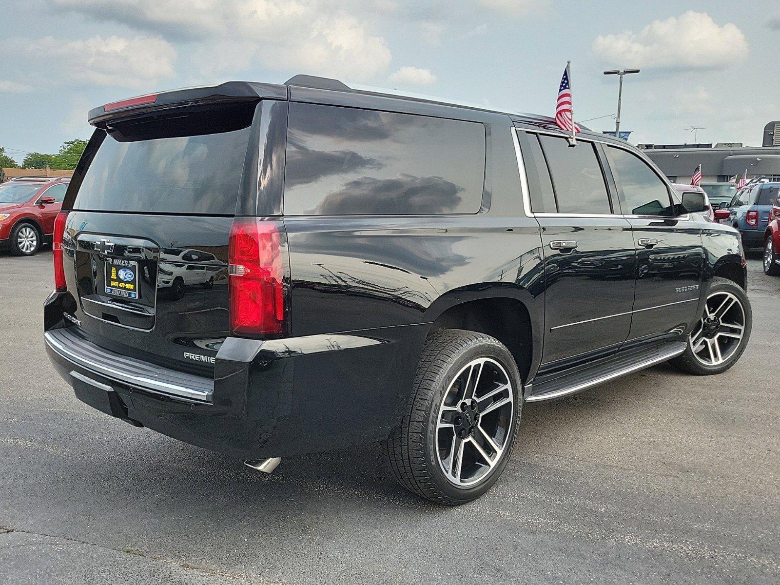 2019 Chevrolet Suburban Vehicle Photo in Plainfield, IL 60586