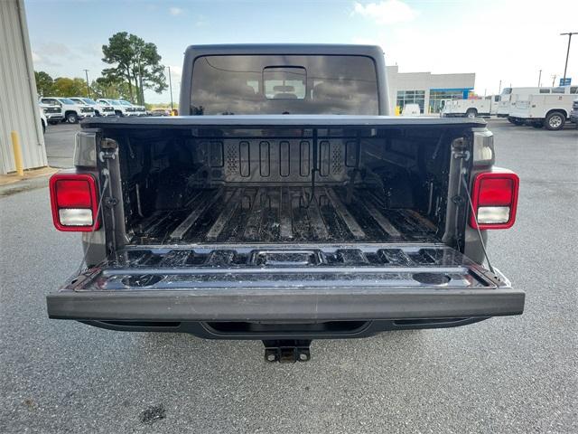 2021 Jeep Gladiator Vehicle Photo in BERLIN, MD 21811-1121