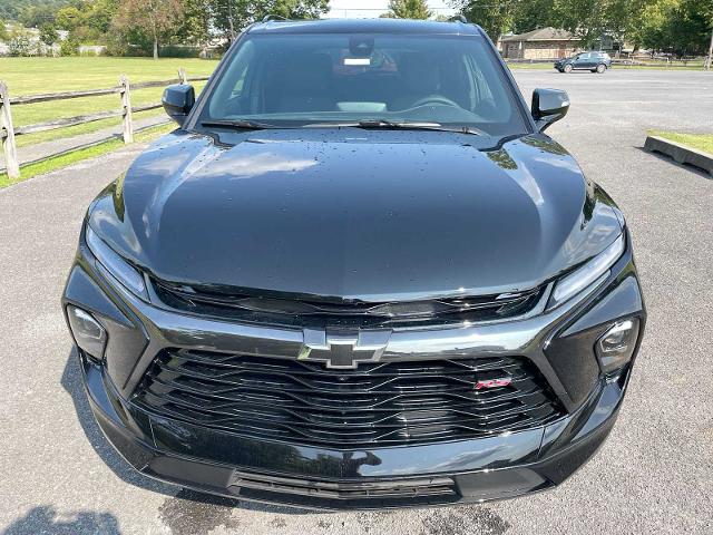 2025 Chevrolet Blazer Vehicle Photo in THOMPSONTOWN, PA 17094-9014