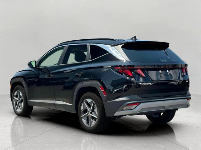 2025 Hyundai TUCSON Vehicle Photo in Green Bay, WI 54304