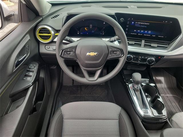 2024 Chevrolet Trax Vehicle Photo in BERLIN, MD 21811-1121