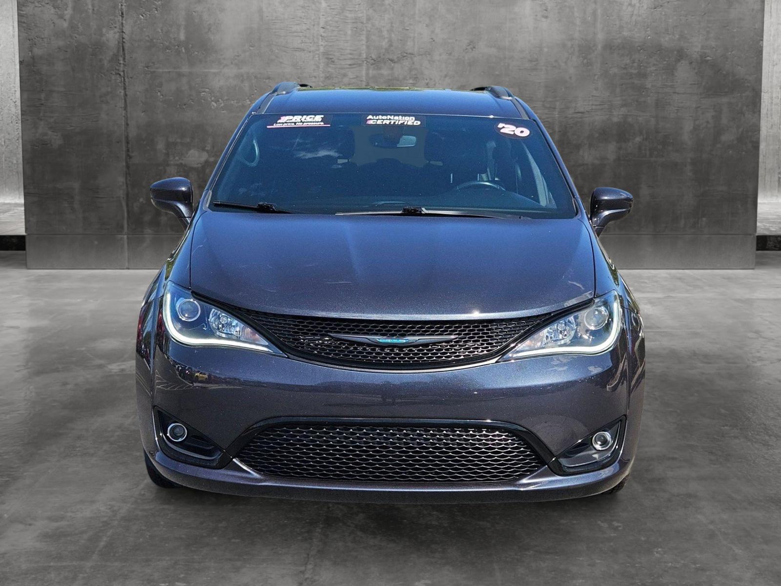 2020 Chrysler Pacifica Vehicle Photo in GILBERT, AZ 85297-0446