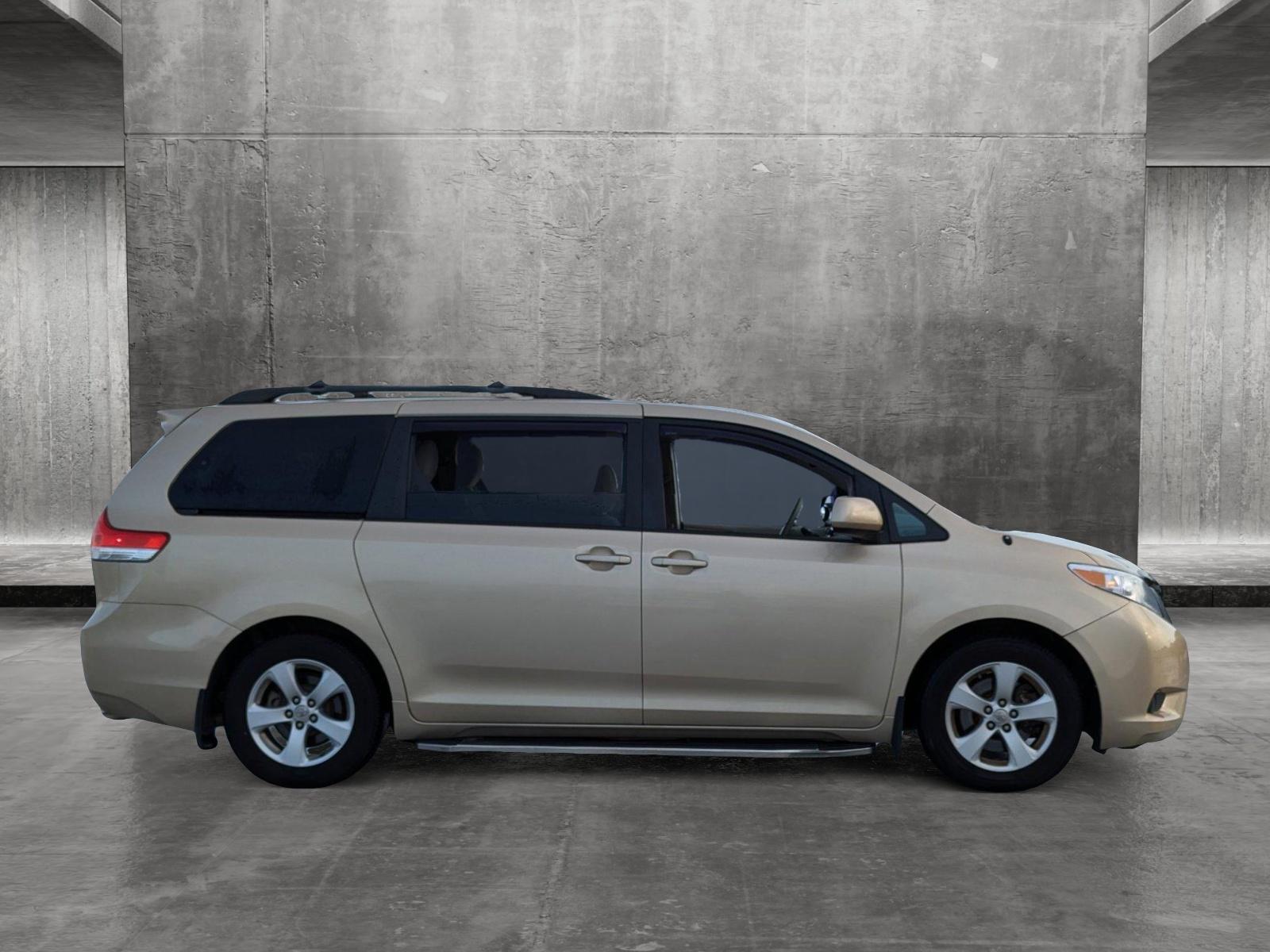 2013 Toyota Sienna Vehicle Photo in Ft. Myers, FL 33907