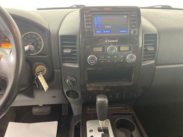 2015 Nissan Titan Vehicle Photo in MEDINA, OH 44256-9001