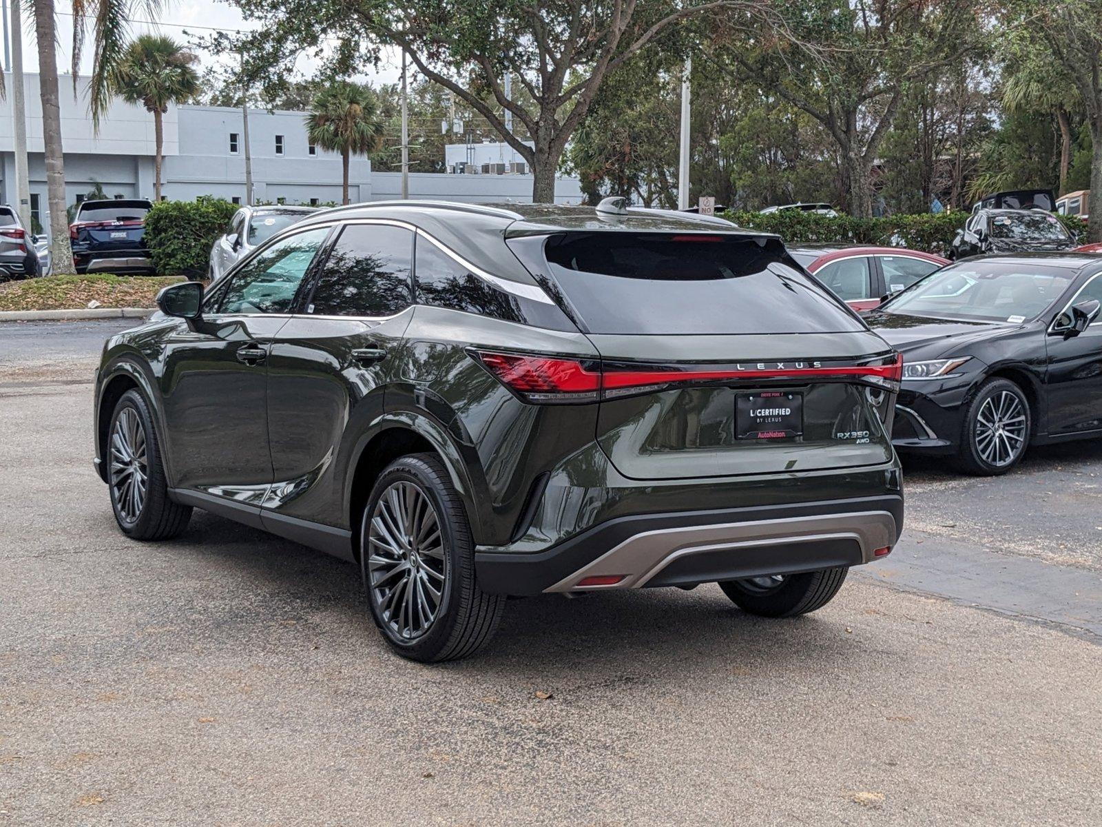 2024 Lexus RX 350 Vehicle Photo in Tampa, FL 33614