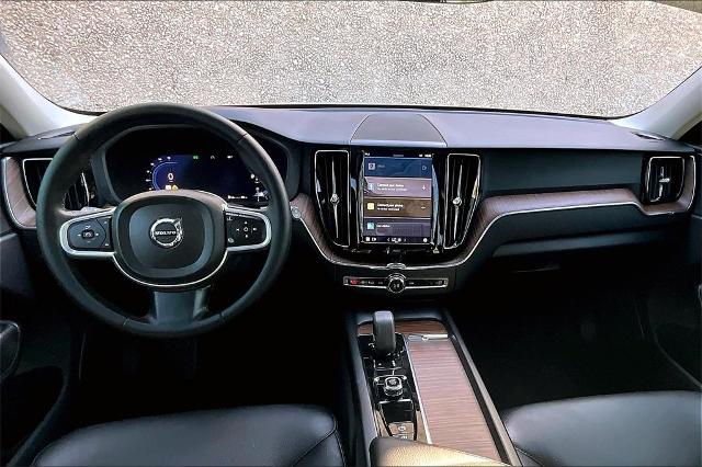 2022 Volvo XC60 Vehicle Photo in Houston, TX 77007