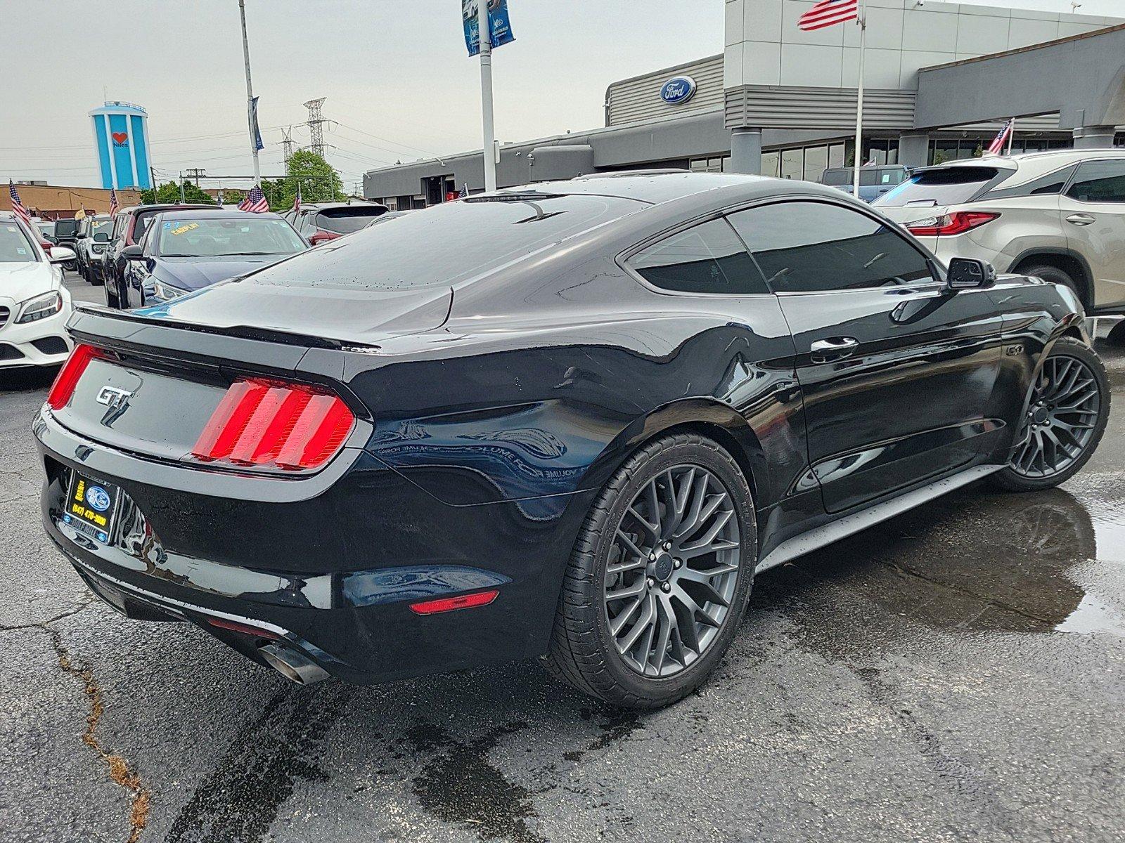 2017 Ford Mustang Vehicle Photo in Plainfield, IL 60586