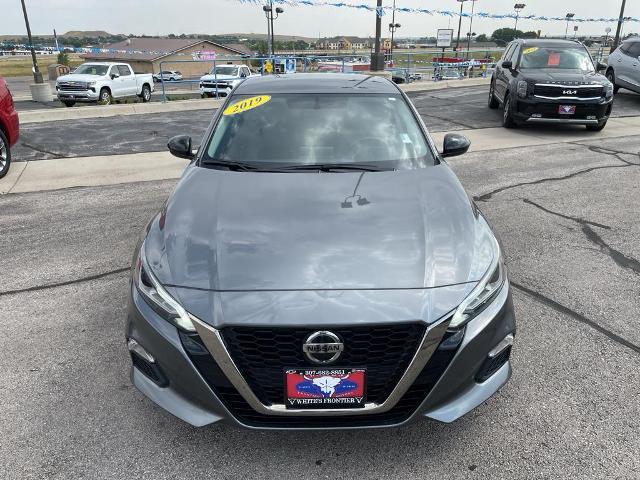 Used 2019 Nissan Altima SR with VIN 1N4BL4CVXKC138893 for sale in Gillette, WY