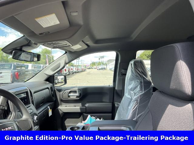 2024 GMC Sierra 1500 Vehicle Photo in CHICOPEE, MA 01020-5001