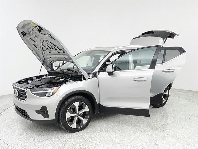 2023 Volvo XC40 Vehicle Photo in Grapevine, TX 76051