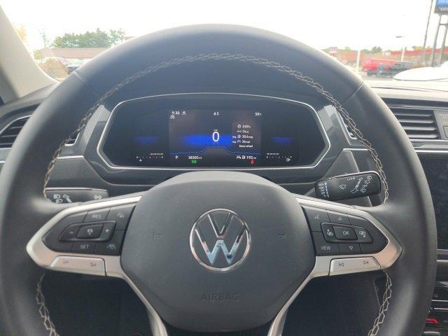 2022 Volkswagen Tiguan Vehicle Photo in SAUK CITY, WI 53583-1301