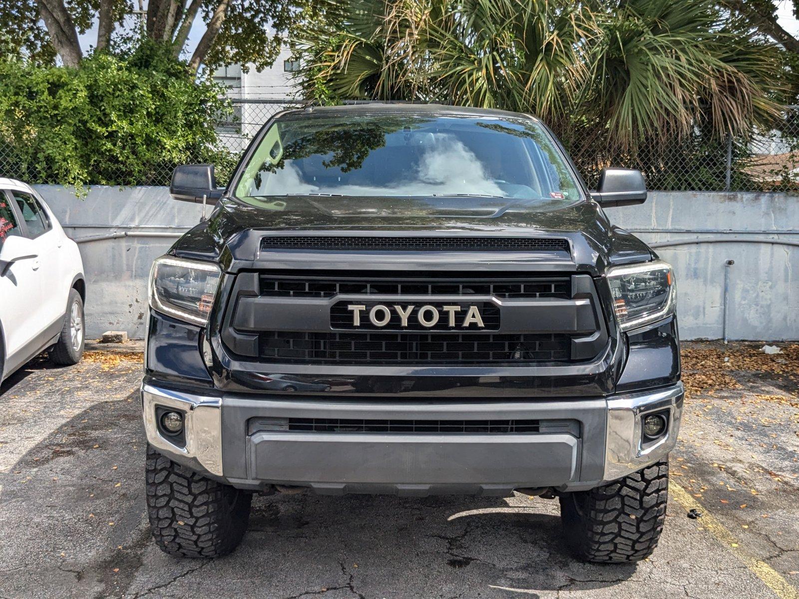 2014 Toyota Tundra 2WD Truck Vehicle Photo in MIAMI, FL 33134-2699