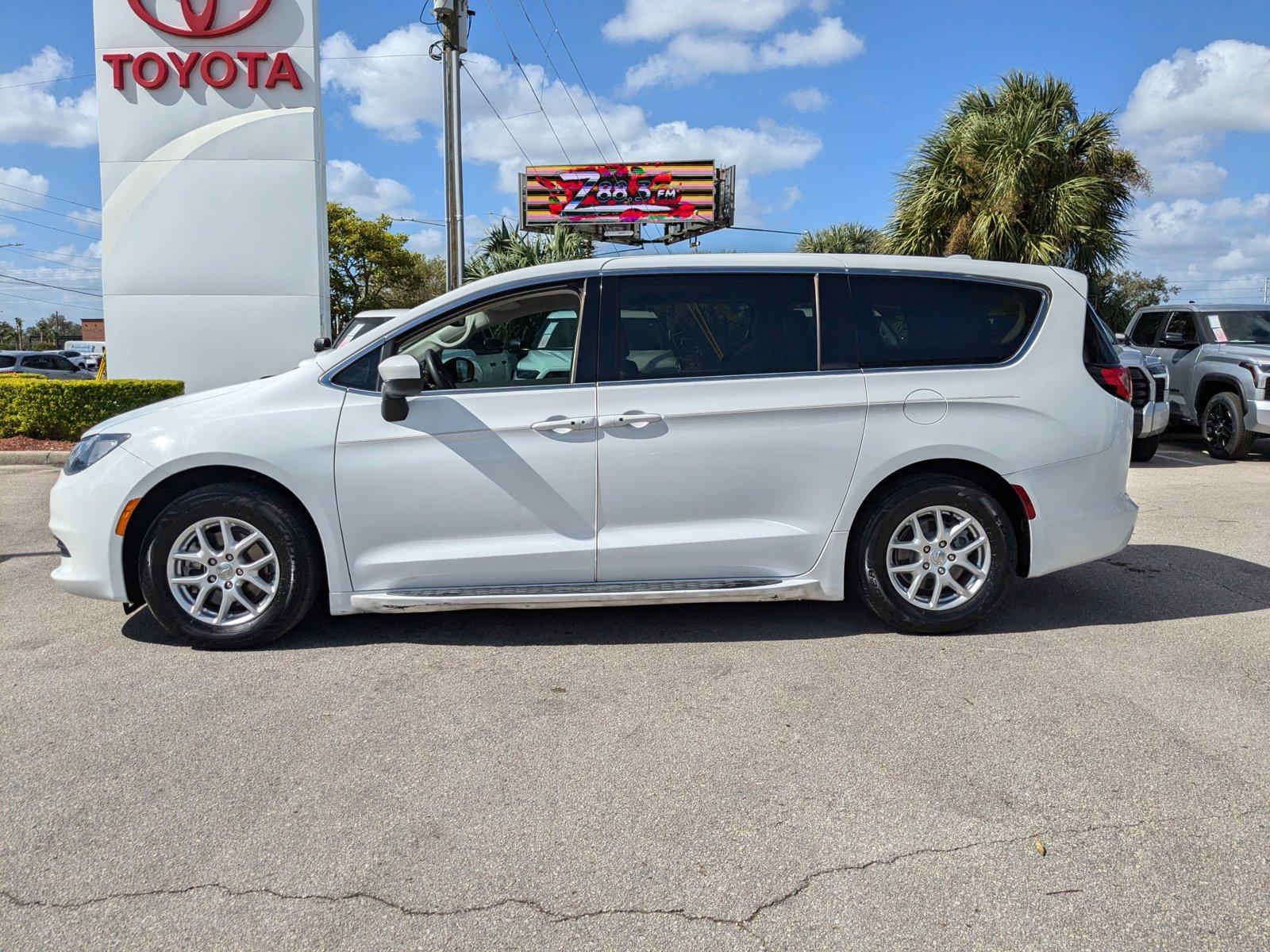 2017 Chrysler Pacifica Vehicle Photo in Winter Park, FL 32792