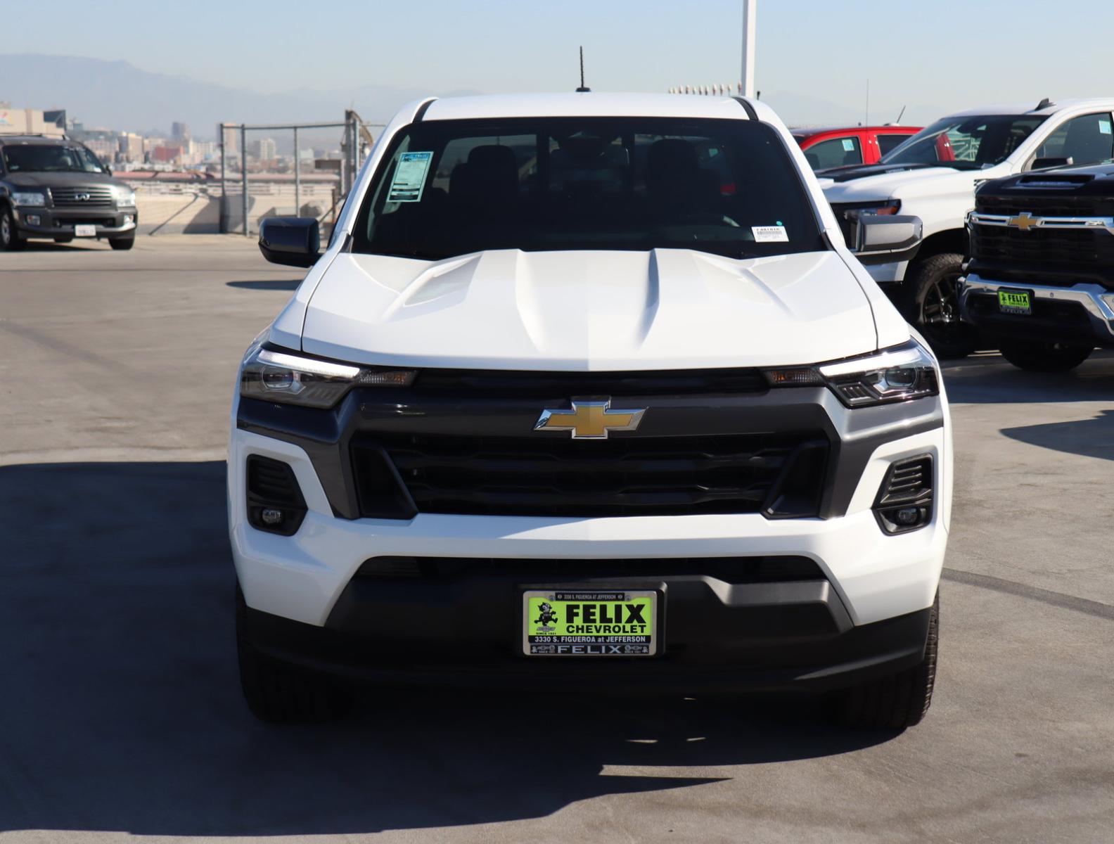 2024 Chevrolet Colorado Vehicle Photo in LOS ANGELES, CA 90007-3794