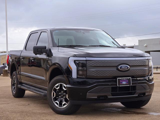 2023 Ford F-150 Lightning Vehicle Photo in Weatherford, TX 76087