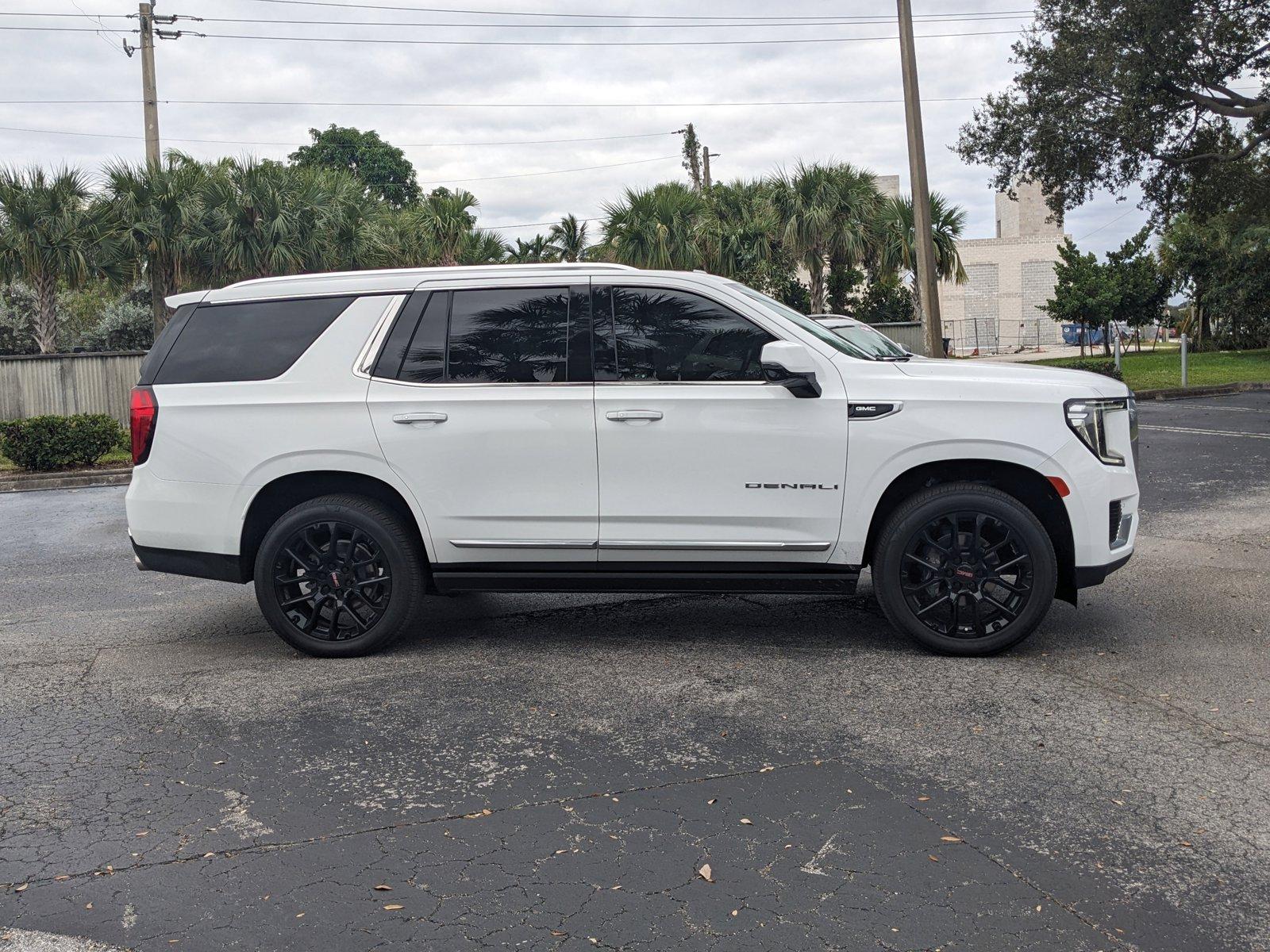 2022 GMC Yukon Vehicle Photo in WEST PALM BEACH, FL 33407-3296