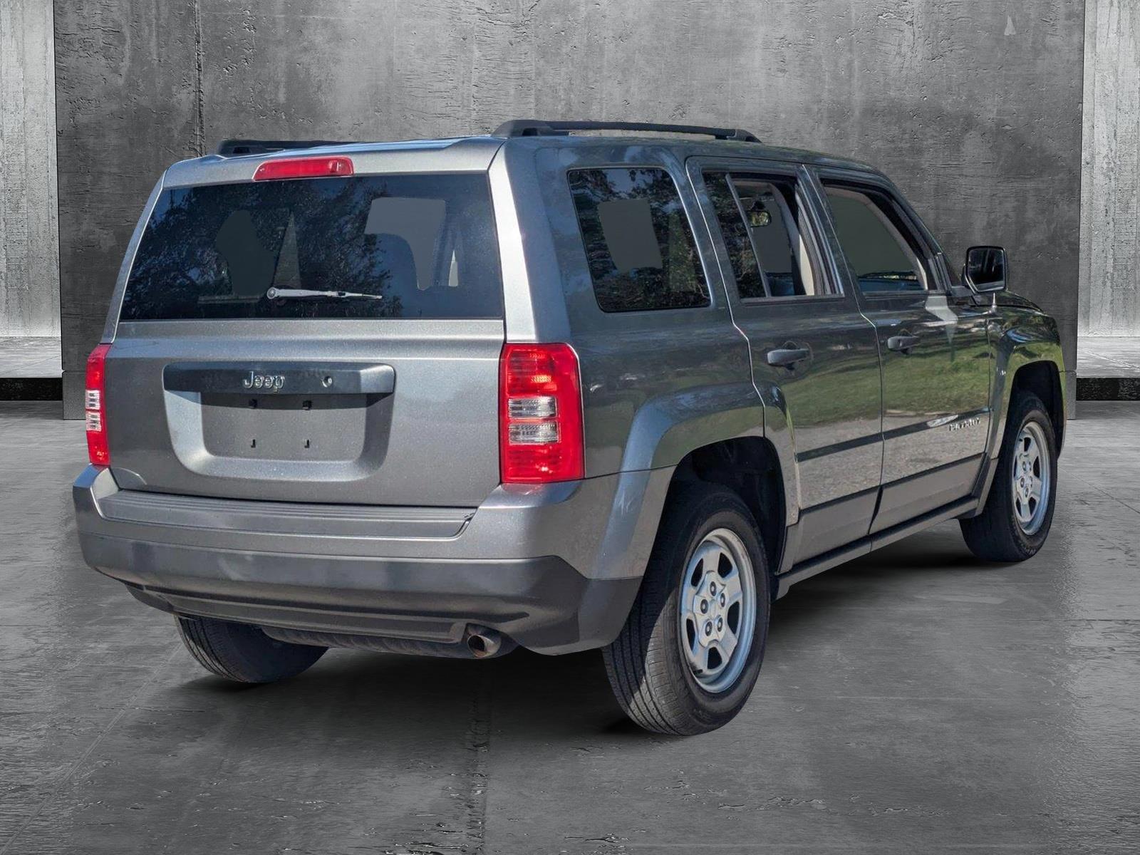 2014 Jeep Patriot Vehicle Photo in Sarasota, FL 34231