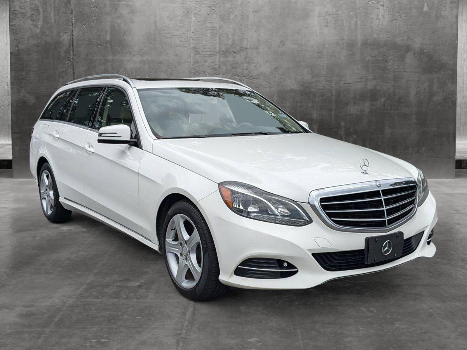 2014 Mercedes-Benz E-Class Vehicle Photo in Panama City, FL 32401