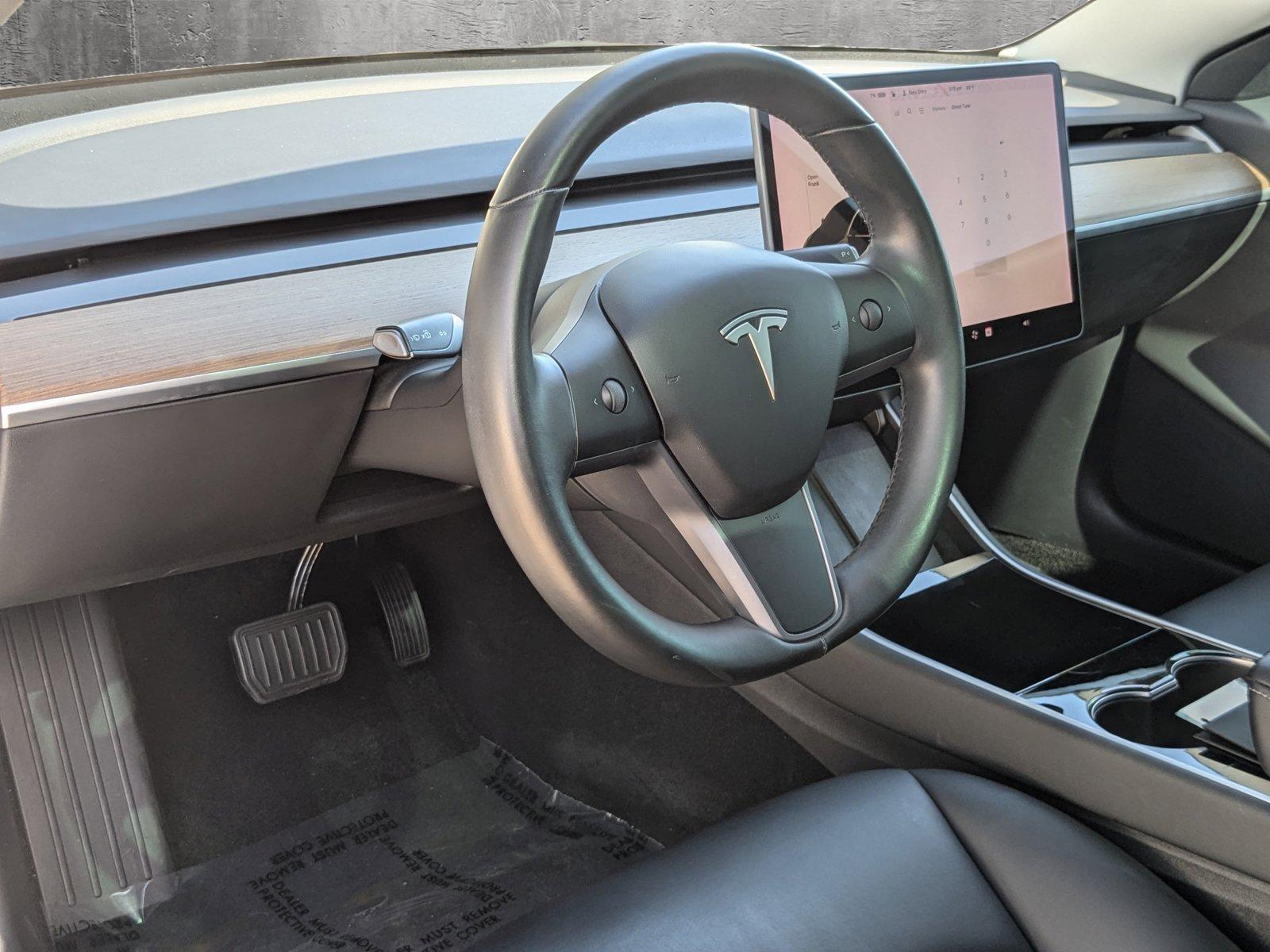 2019 Tesla Model 3 Vehicle Photo in St. Petersburg, FL 33713