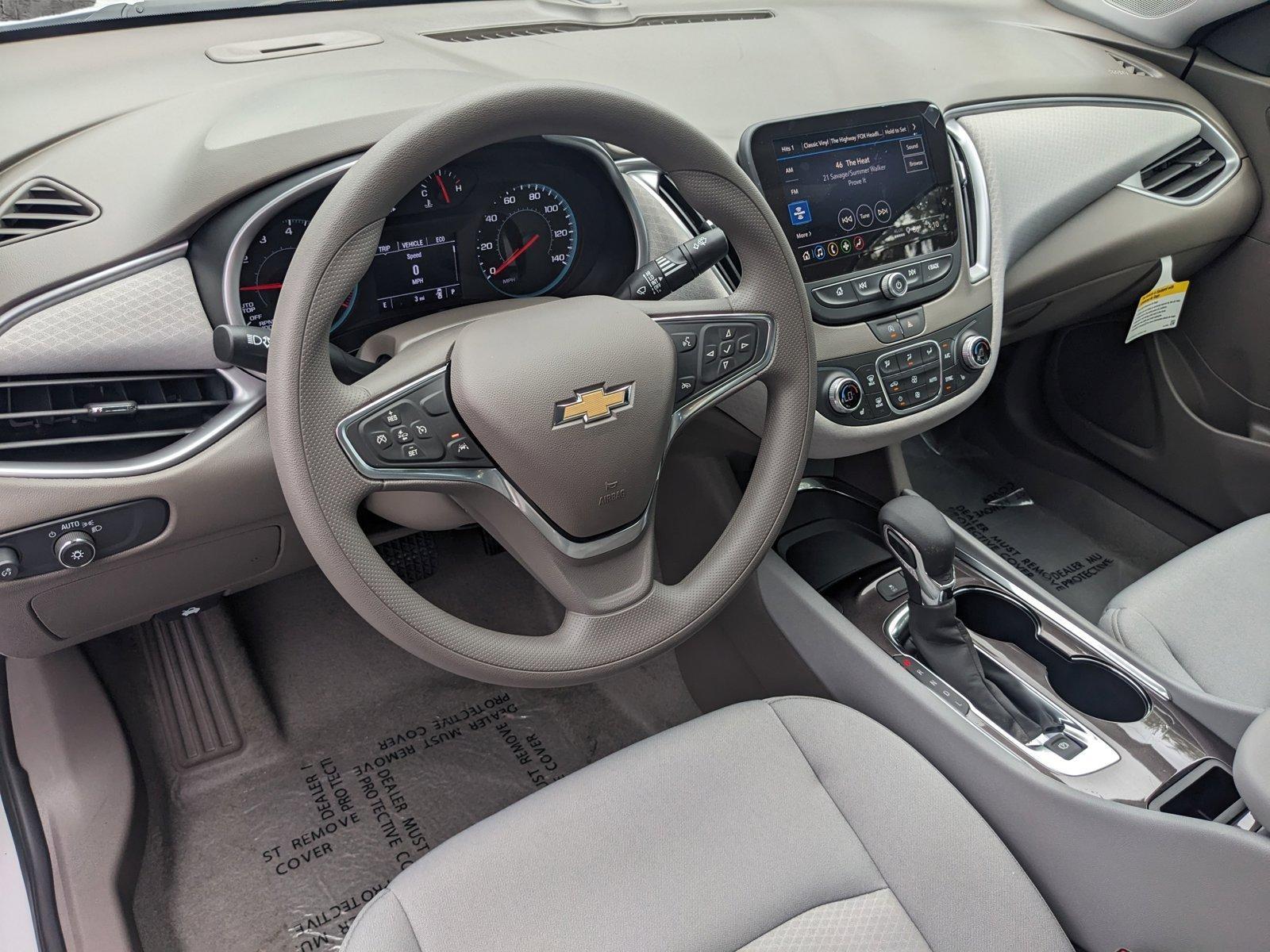 2025 Chevrolet Malibu Vehicle Photo in GREENACRES, FL 33463-3207