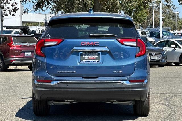 2024 GMC Terrain Vehicle Photo in ELK GROVE, CA 95757-8703