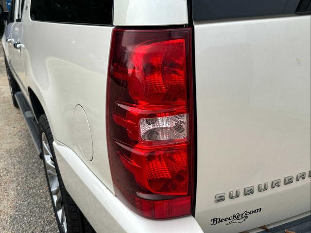 2013 Chevrolet Suburban Vehicle Photo in DUNN, NC 28334-8900