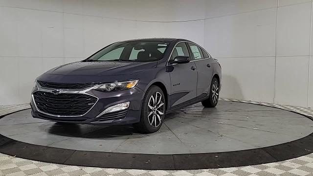 2025 Chevrolet Malibu Vehicle Photo in JOLIET, IL 60435-8135