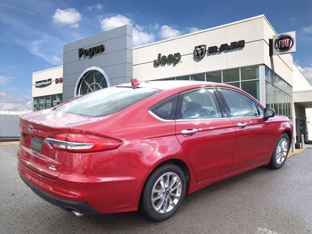 Used 2020 Ford Fusion SE with VIN 3FA6P0HDXLR186251 for sale in Greenville, KY