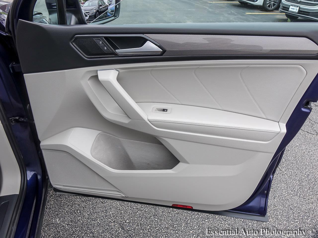 2022 Volkswagen Tiguan Vehicle Photo in Saint Charles, IL 60174