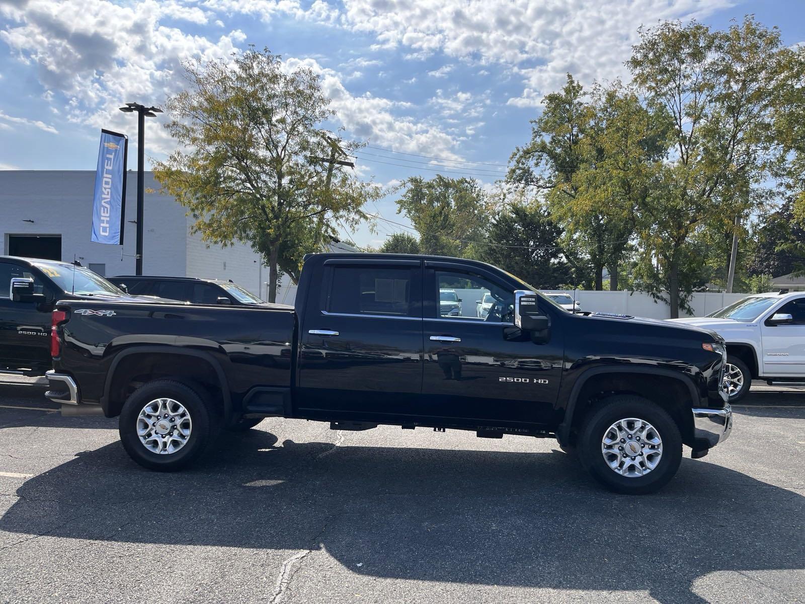 2024 Chevrolet Silverado 2500 HD Vehicle Photo in Saint Charles, IL 60174